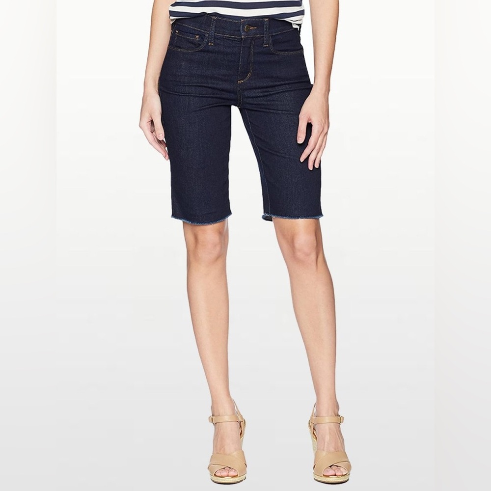 NYDJ Briella Bermuda Shorts Frayed Hem Rinse 10 Petite Minimalist Casual Preppy